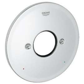 45728000 Escutcheon in Chrome