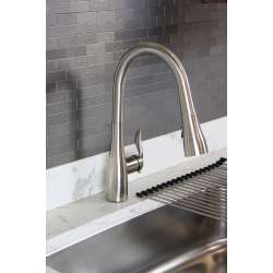 Arcata T3540-LS Pull Down Kitchen Faucet with Single Handle, Luxe Stainless