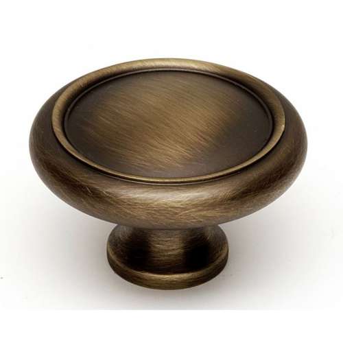 Knob Traditional in Antique English Matte