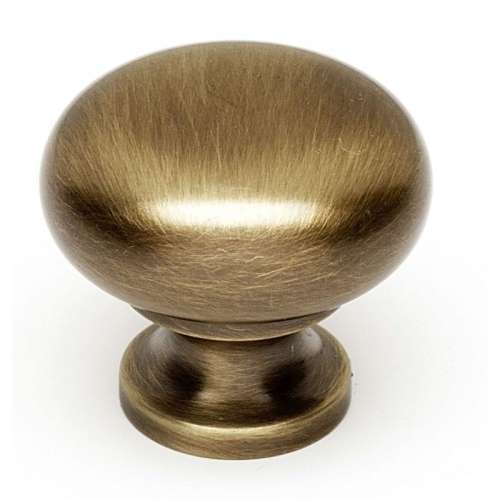 Knob Traditional 1-1/4-in