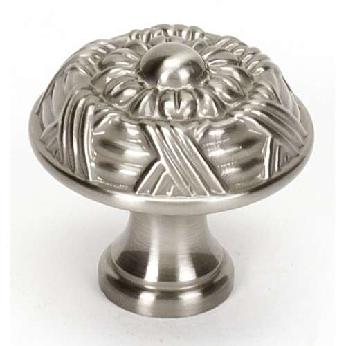 Knob Traditional 1-1/4-in in Satin Nickel