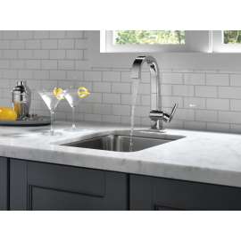 1993LF Pivotal Single Handle Lever Bar Faucet in Chrome