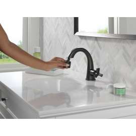 5776-BLPD-DST Stryke Single Handle Pull Down Bathroom Faucet