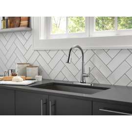 9182T-AR-PR-DST Emmeline Single Handle Pull Down Kitchen Faucet with Touch2O Technology