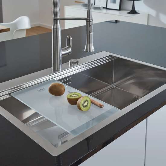 K7 Medium Single-Handle Semi-Pro Dual Spray Kitchen Faucet 1.75 GPM (6.6 L/min), 31380000